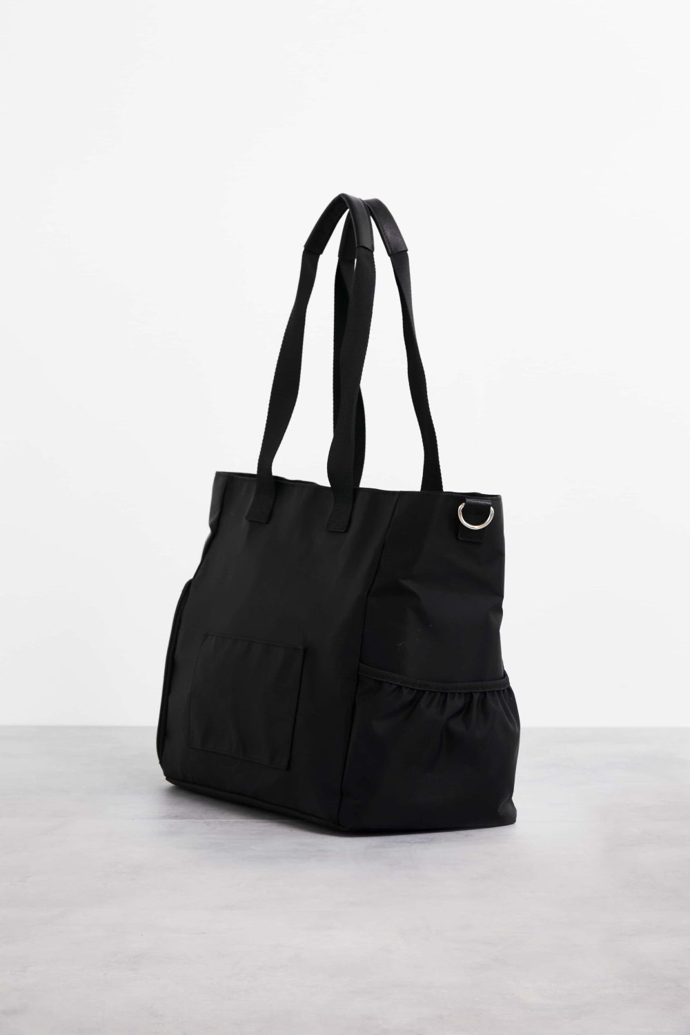 The Pumping Bag in Black - Image 6