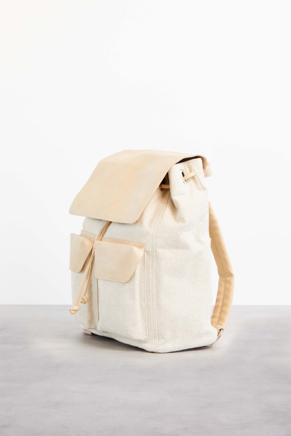 The Rucksack in Beige - Image 17