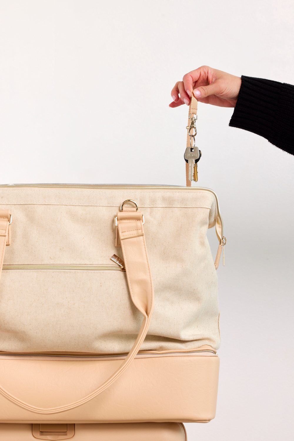 The Convertible Weekender in Beige - Image 4