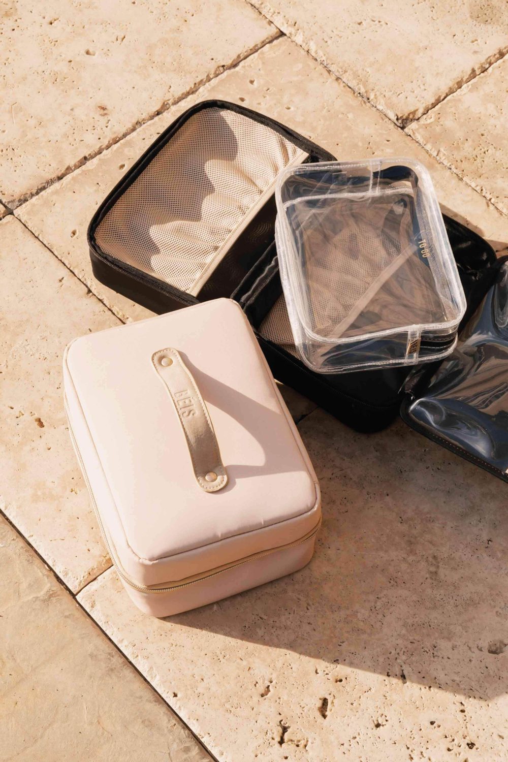 The Hanging Cosmetic Case in Black - Image 9