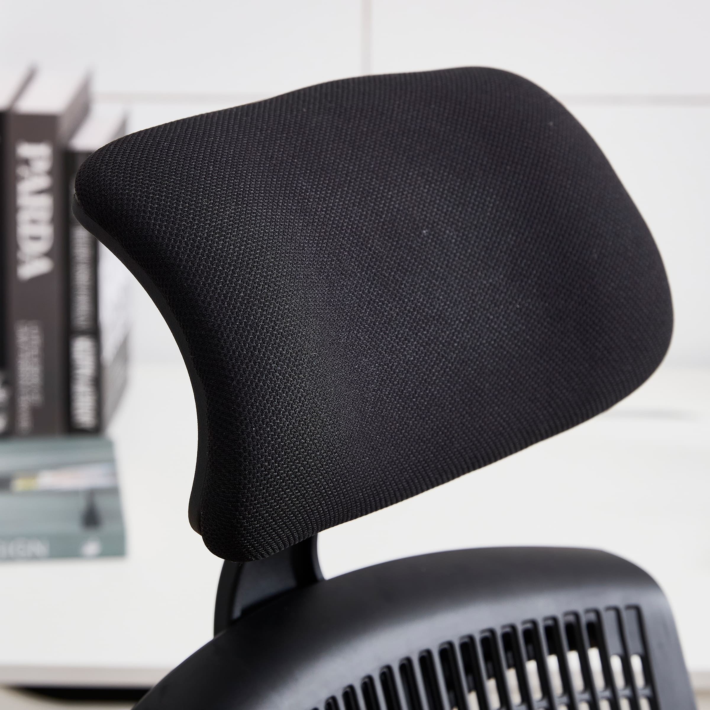 ROCITY_Adjustable_Office_Chair_with_Wheels_Headrest_-_4789OC_5.jpg